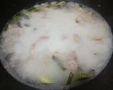 รูปขั้นตอนการทำที่ 3 ของ ต้มข่าไก่