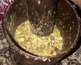 A picture of step 4 of Gond(panjeri).