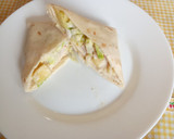 Foto del paso 8 de la receta: Piadina rellena de pollo con mango y salsa de yogur