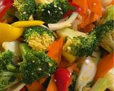 A picture of step 6 of Chinese-Style Broccoli Salad(凉拌西兰花).