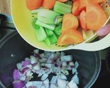 Foto langkah ke 4 dari resep Buntut sapi.