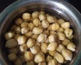 A picture of step 2 of Chhole Masala.
