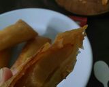 Foto langkah ke 5 dari resep Lumpia Sosis Keju.