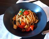 Foto del passaggio 7 della ricetta Linguine al sugo di polipo