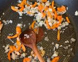 Tejfölös-gombás csirkemell nokedlival recept fázis 1 fotója