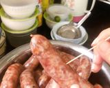 Hình bước làm 1 của món Lạp xưởng khìa nước dừa
