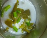 A picture of step 3 of Stuffed crepes with Mexican green sauce.