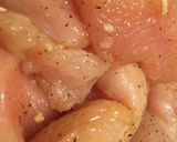 A picture of step 2 of SOPA DE POLLO 😋!!!.