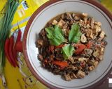 Foto langkah ke 5 dari resep Tumis kerang pedas manis.