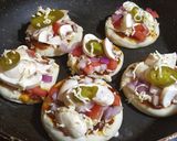 মিনি প্যান পিজ্জা (mini pan pizza recipe in Bengali) রেসিপি ধাপ - 5 ছবি
