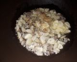 Foto langkah ke 2 dari resep Minyak ayam mie pangsit /cwie mie, aneka tumisan serta nasi goreng.