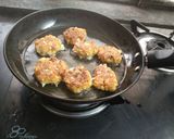 A picture of step 2 of DRY  CABBAGE  MANCHURIAN.