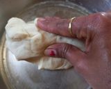 A picture of step 3 of Quick and easy Potato Peas Samosa Roll.