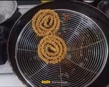 A picture of step 8 of Wheat Flour Masala Chakli.