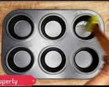 A picture of step 1 of Wonton cups.