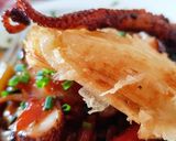 Foto del paso 5 de la receta: Pulpo fusión con yuca, wok de verduras y salsa de ostras 🔥🔥🔥
