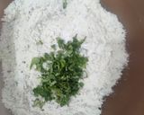 A picture of step 4 of Rava dosa.
