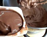 Une image de l'étape 2 de Mousse au chocolat.