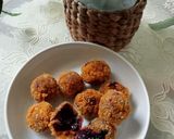 Foto langkah ke 4 dari resep Bola bola ubi coklat melted.