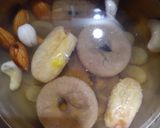 A picture of step 1 of Dry fruits lassi.