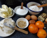 Foto del paso 1 de la receta: Cake navideño de mandarinas con queso de untar y chocolates