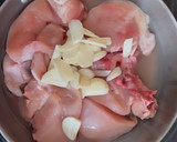Foto langkah ke 2 dari resep Ayam Rebus Suwir Pedas.