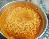 A picture of step 4 of Maggi with my variations.