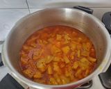 A picture of step 2 of Dudhi bataka nu shak.