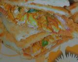A picture of step 5 of Chicken pita roll😍چکن پیٹا رول😋.