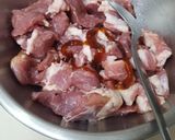 รูปขั้นตอนการทำที่ 1 ของ หมูทอด