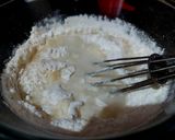 A picture of step 2 of Strawberry Pancakes.