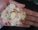 Foto langkah ke 3 dari resep Bola-bola nasi mozarela.