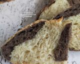 Foto langkah ke 11 dari resep Bicolour Country Loaf Sourdough.