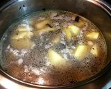 Foto del paso 7 de la receta Crema de patatas con champiñones y garbanzos