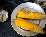 A picture of step 2 of Butter chilli corn cob.