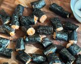 A picture of step 6 of Crispy Chicken Seaweed Rolls.