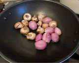 Foto del paso 8 de la receta: Coq au vin aux marrons (Pollo al vino con castañas)