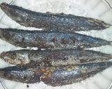 Foto langkah ke 1 dari resep Ikan cuek pedas.