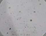 A picture of step 4 of Tawa daal bhare parathe.