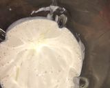 Foto del paso 2 de la receta: Fresas con crema tipo helado