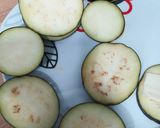 Foto del paso 2 de la receta Berenjenas rellenas de jamón y queso al horno