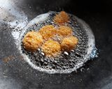 Foto langkah ke 6 dari resep Bola bola pepaya muda tumis udang.