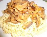 Gombapörkölt recept fázis 4 fotója