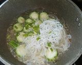 Foto langkah ke 4 dari resep Sop Oyong Bihun.