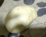 A picture of step 2 of Crispy paratha.