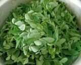 Foto langkah ke 2 dari resep Sayur Kelor.