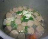 Foto langkah ke 2 dari resep Sop bakso.