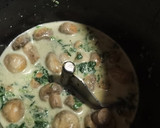 Foto del paso 3 de la receta: Champiñones en salsa con espinacas