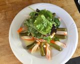 Foto del paso 3 de la receta: Ensalada 🥗 de garbanzos súper refrescante para verano😊