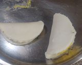 A picture of step 4 of Daal Fara / Dal Peetha.